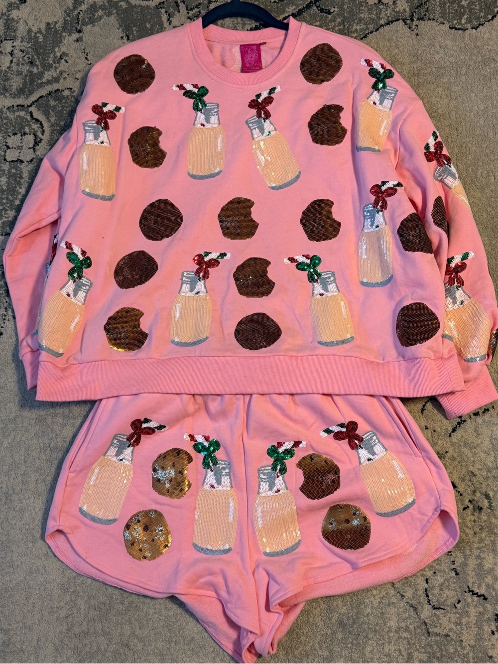 QUEEN OF SPARKLES Pink Sequin Milk & Cookie Set